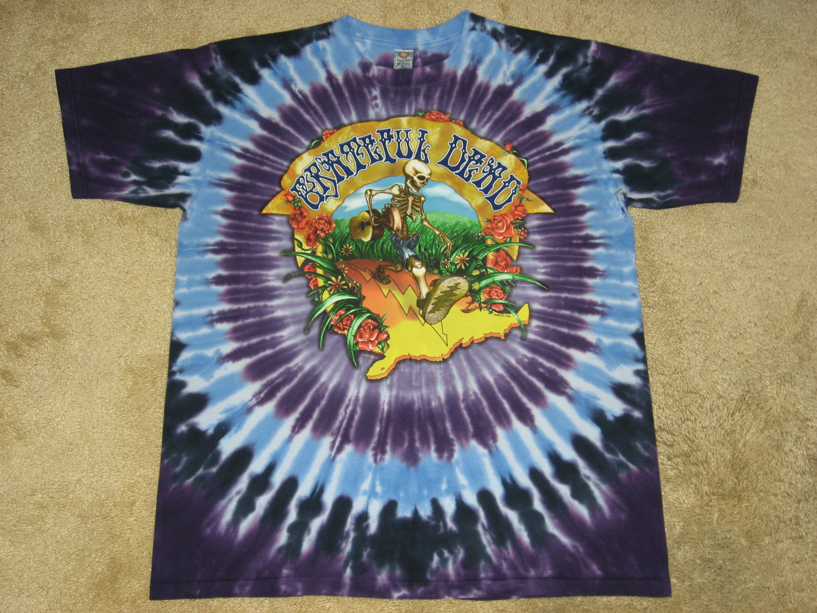 Grateful Dead Walking Coast to Coast M, L, XL, 2XL, 3XL, 4XL Tie Dye T-Shirt gallery