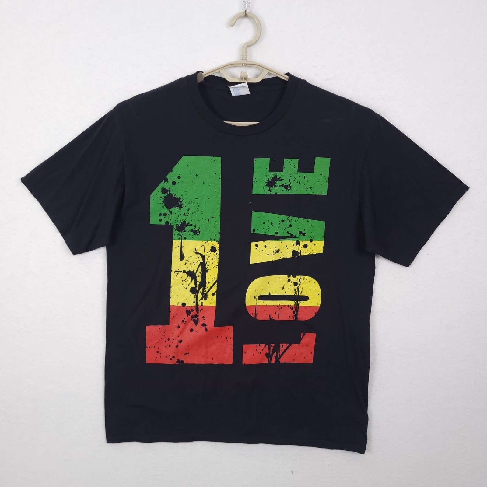 Port & Company Mens 1 Love Rasta Graphic T-Shirt Black Cotton Large gallery