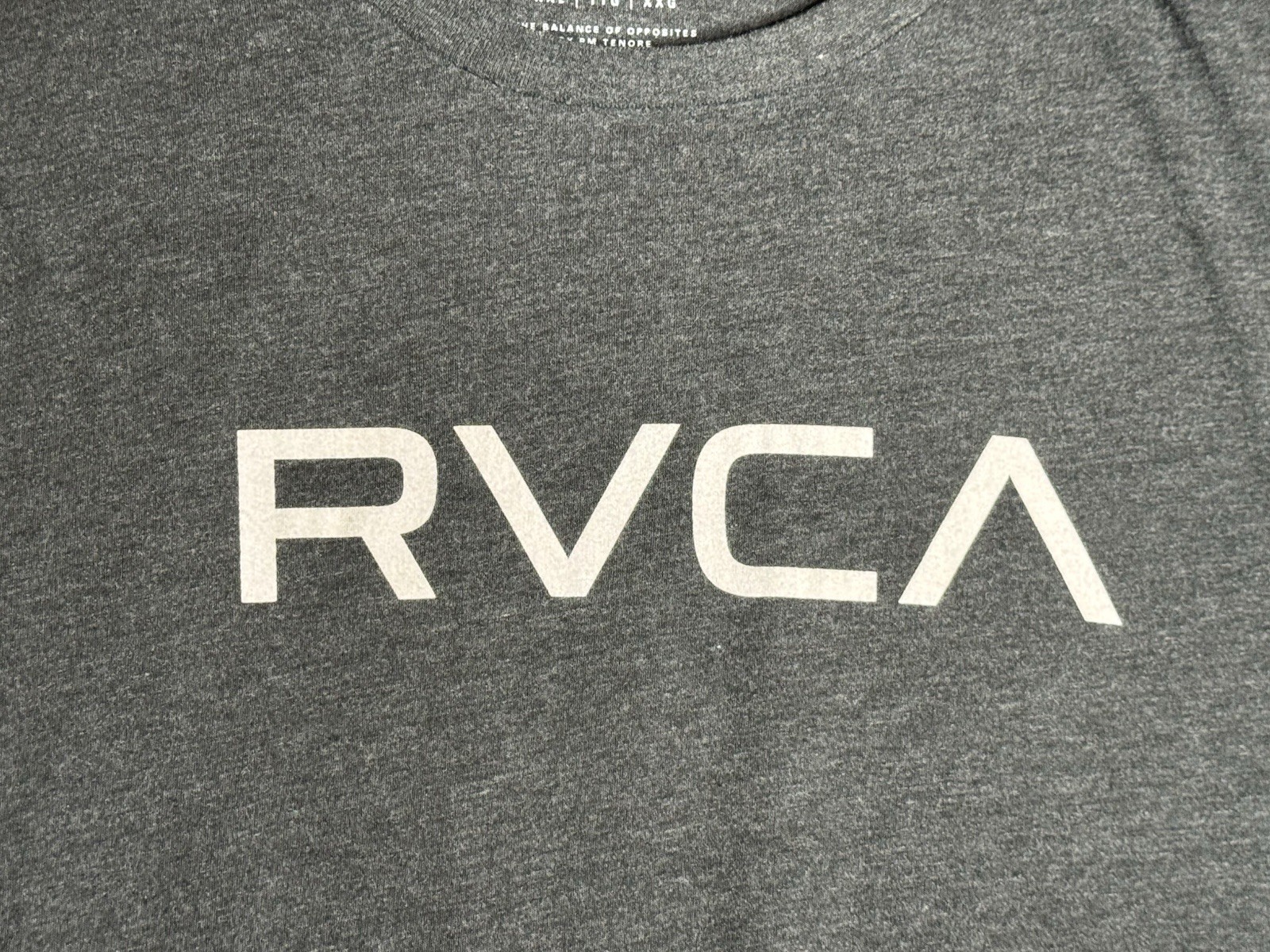 RVCA Logo T-Shirt Gray Vintage Dye Men’s XXL Slim Fit gallery