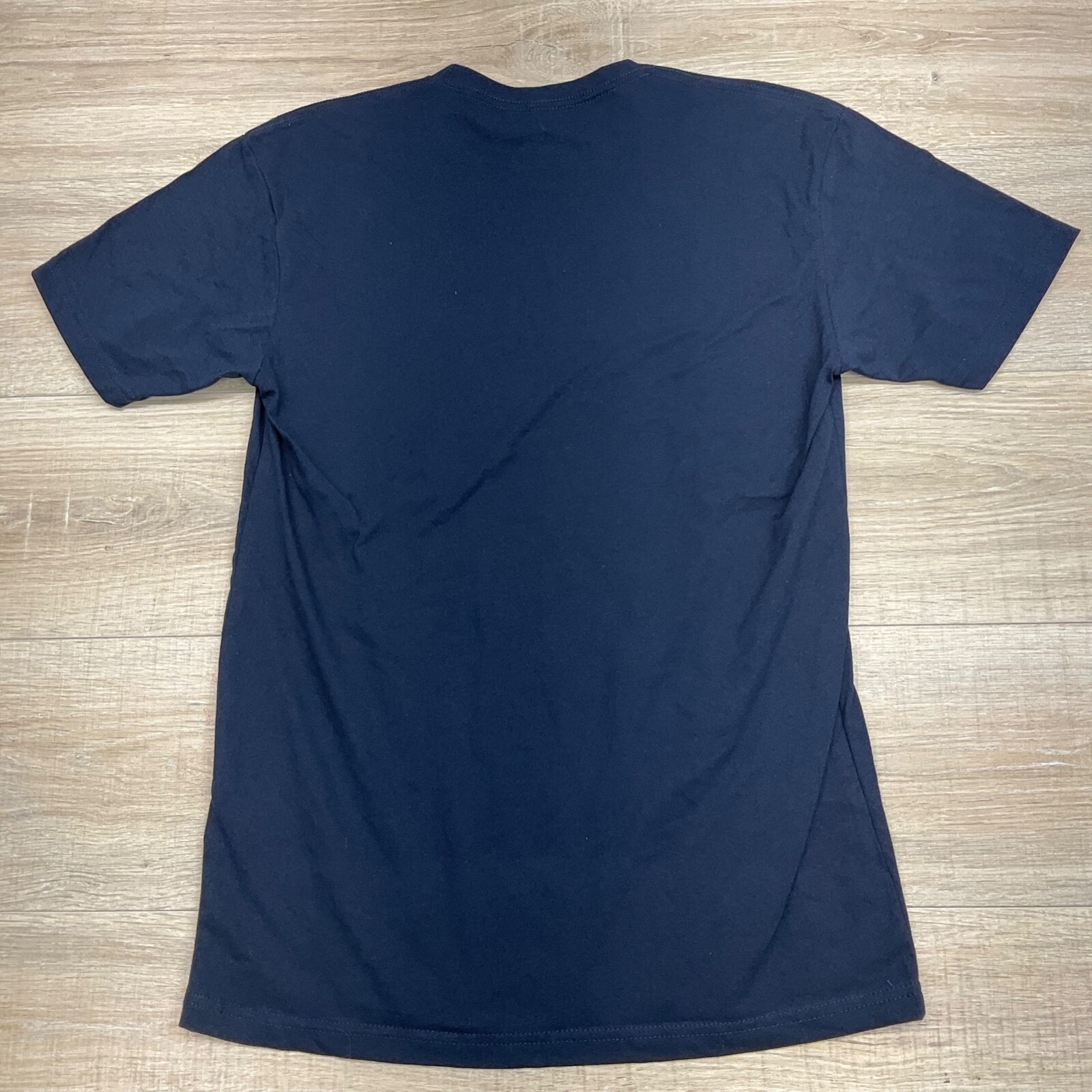 Pearl Izumi Graphic T Shirt Men's Size Medium in Blue NWOT V40 gallery