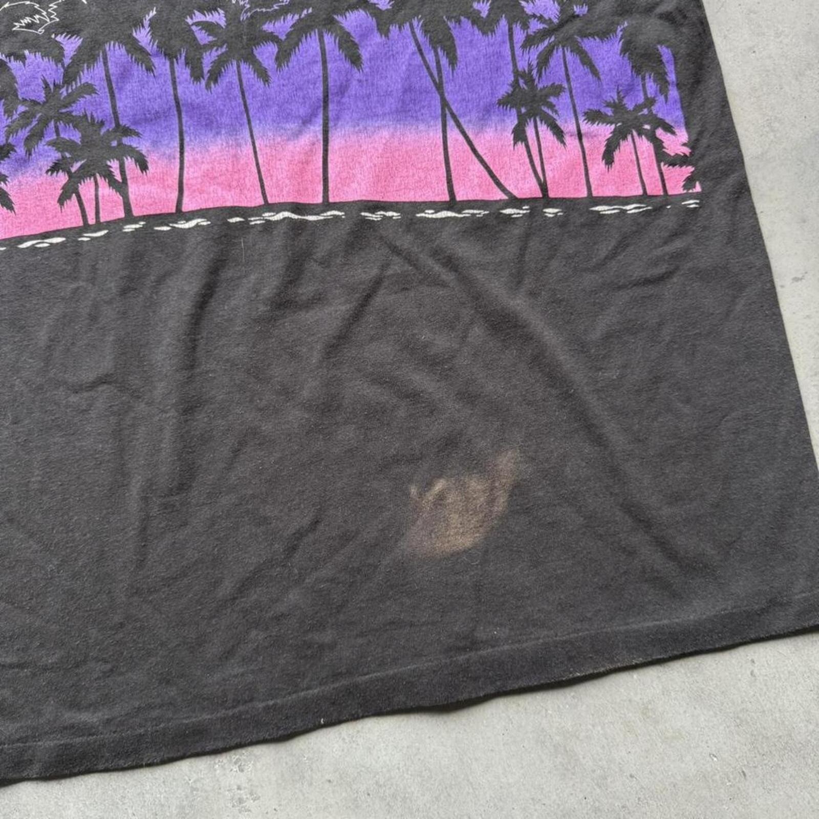Vintage Cayman Islands Sunset Tee gallery