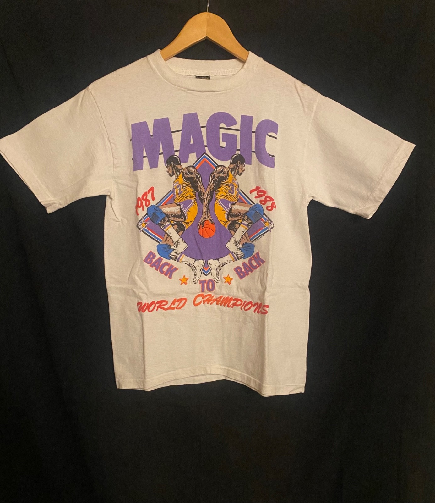 Los Angeles Lakers 1988 VINTAGE Medium / White /Magic Johnson Championship Tee gallery