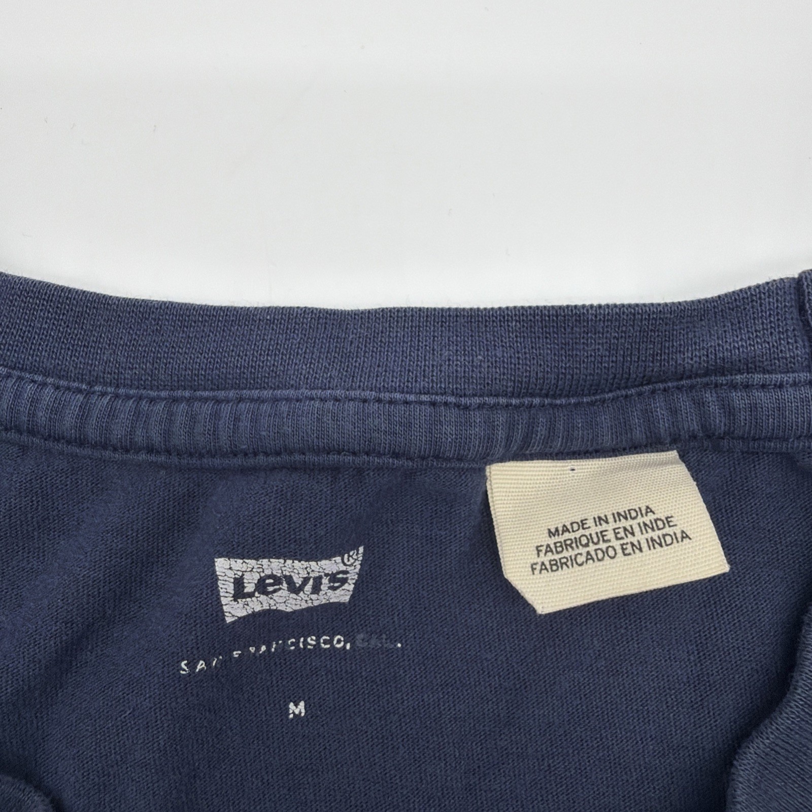 Levis T-shirt Men M Blue Graphic Print Logo 100% Cotton.#47217 gallery