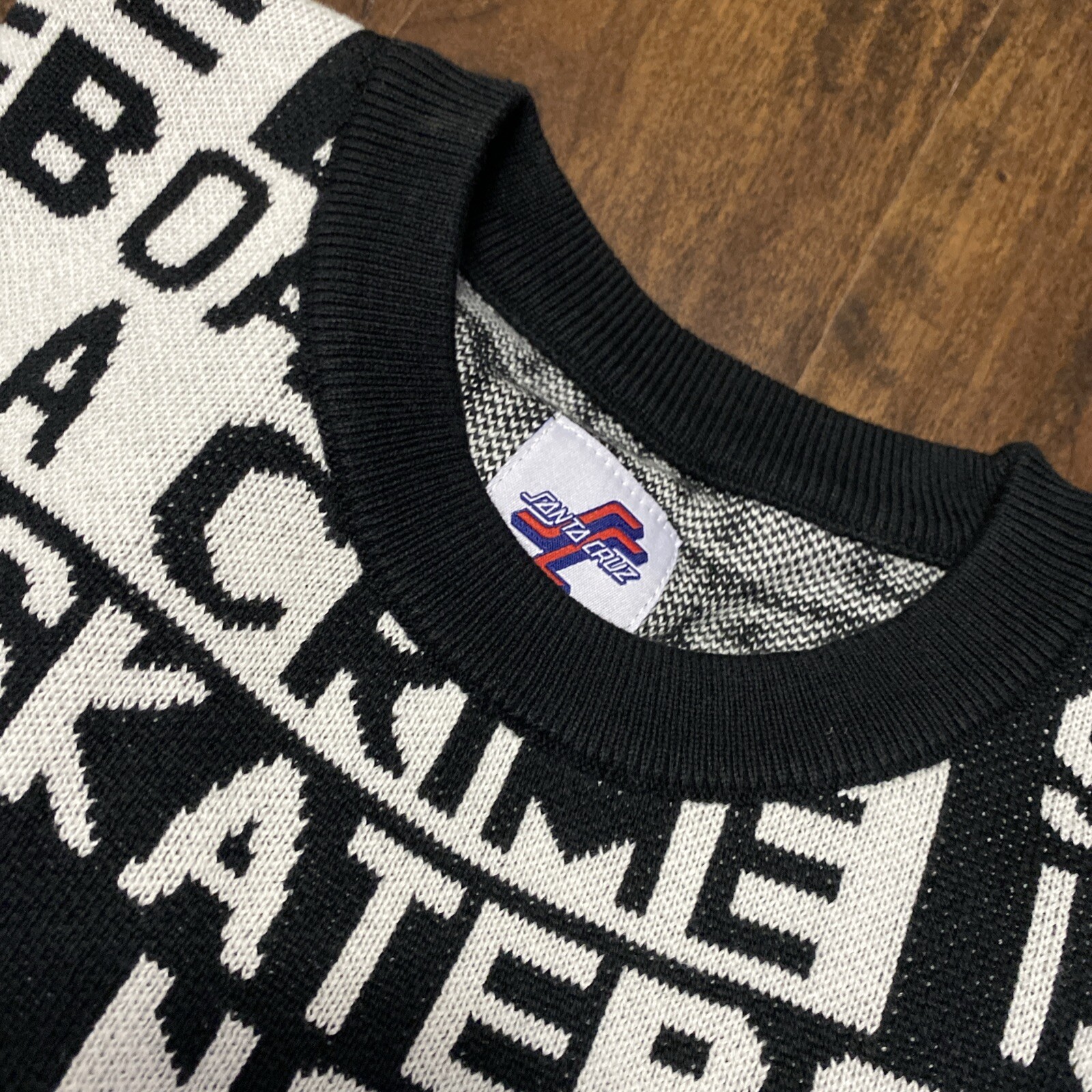 New Santa Cruz Skateboards Longsleeve Shirt Not A Crime Black Size Large. E1 gallery