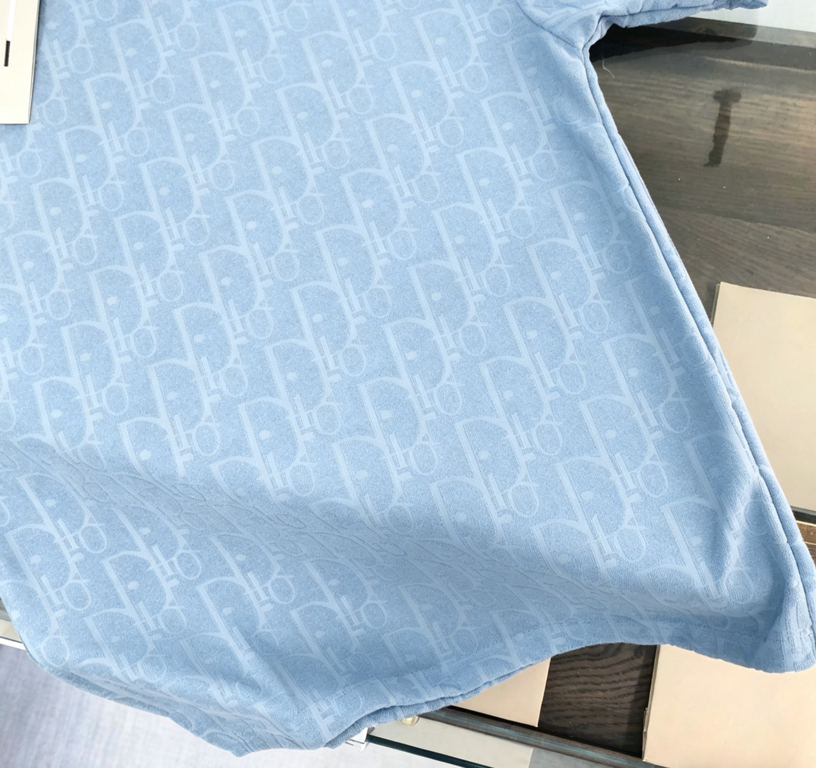 BUR*BERRY Men's Light Blue Loose-Fit Short-Sleeve T-Shirt L gallery