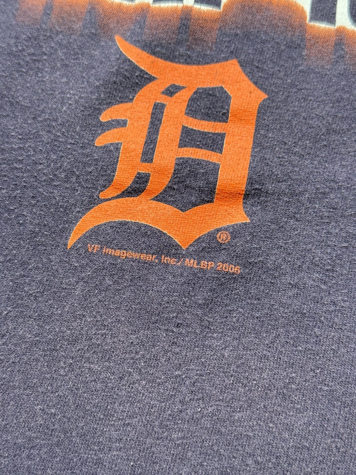 Vintage Faded 2006 Detroit Tigers American League Champions Tshirt Men’s Medium gallery