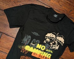100 THIEVES Men’s – 2020 NO CAMPING ONE WAY IN ONE WAY OUT – T-Shirt Size Small