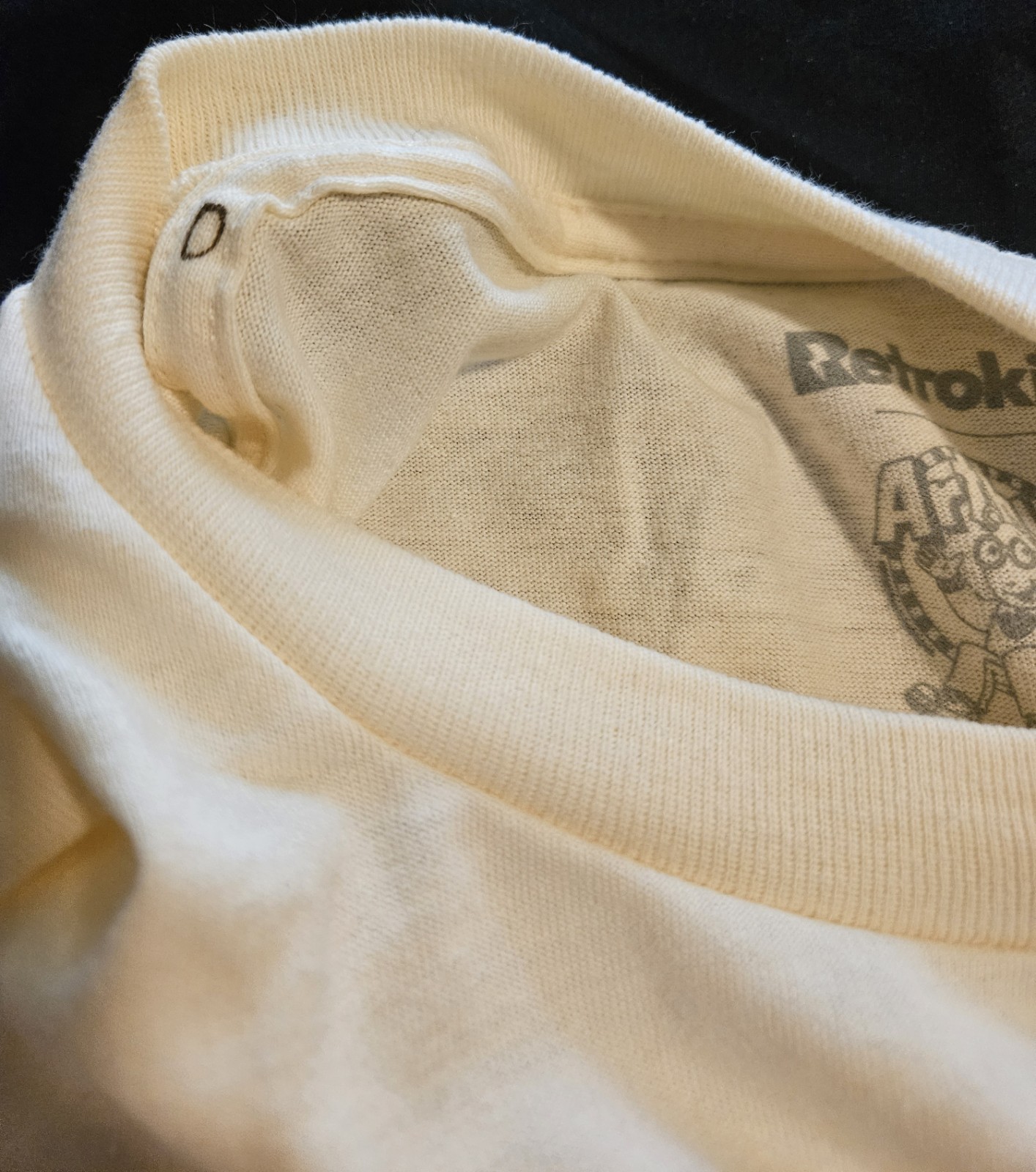 Retrokid Arthur Elwood City County Club Cream Graphic Print T-Shirt Size XL NWOT gallery