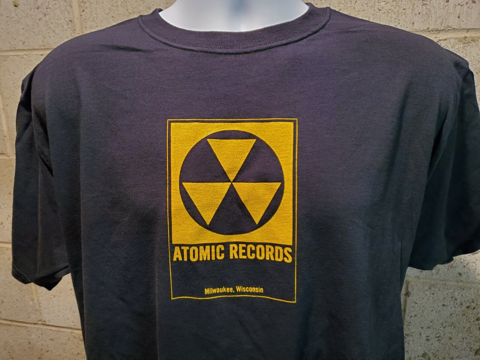 New! ATOMIC RECORDS Milwaukee FALLOUT LOGO Authentic T-Shirt S-M-L-XL-XXL-XXXL gallery