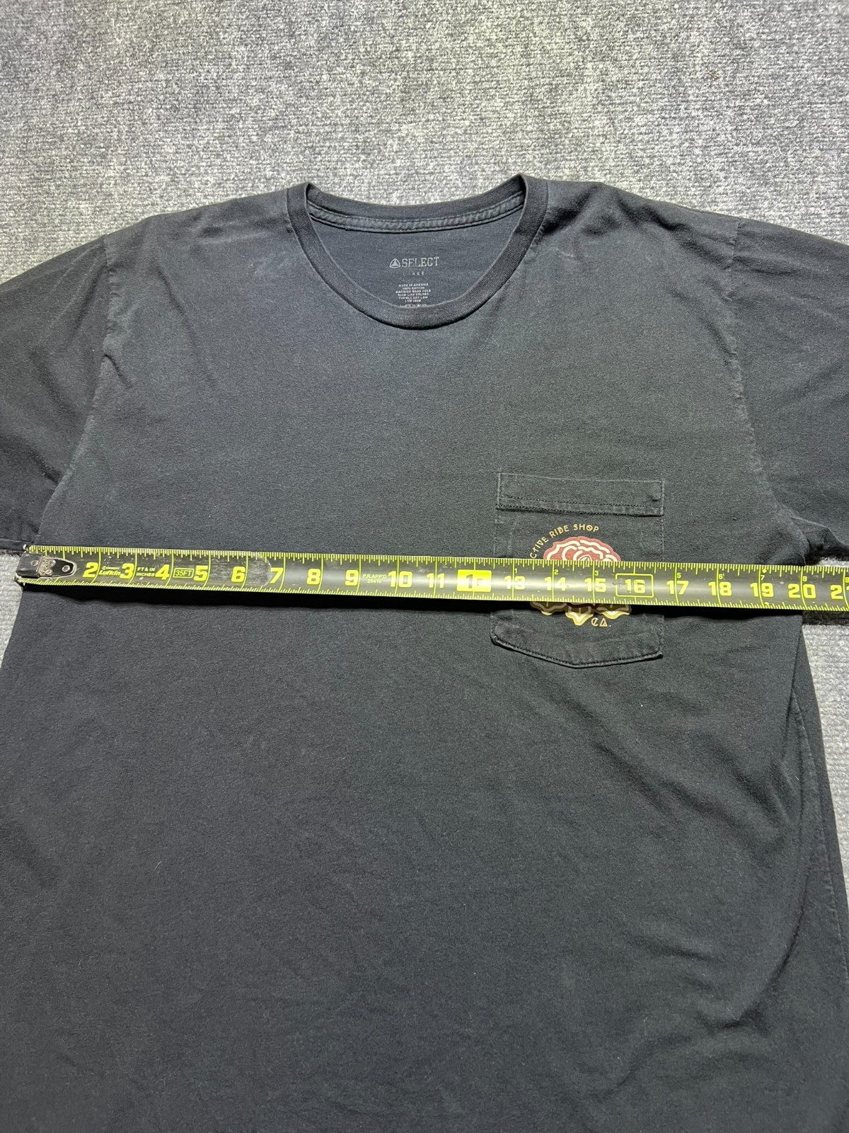 Mens LG Active T Shirt w/ front pocket & floral print on the pocket gallery