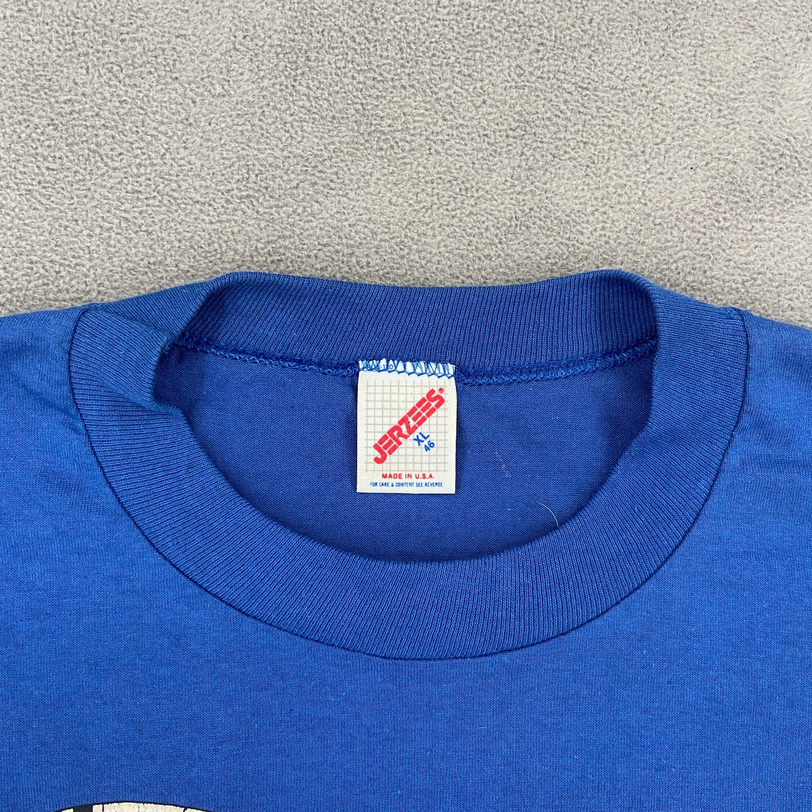 Vintage Jerzees T Shirt Mens XL Blue Fisherman Cartoon When the Going Gets Tough gallery