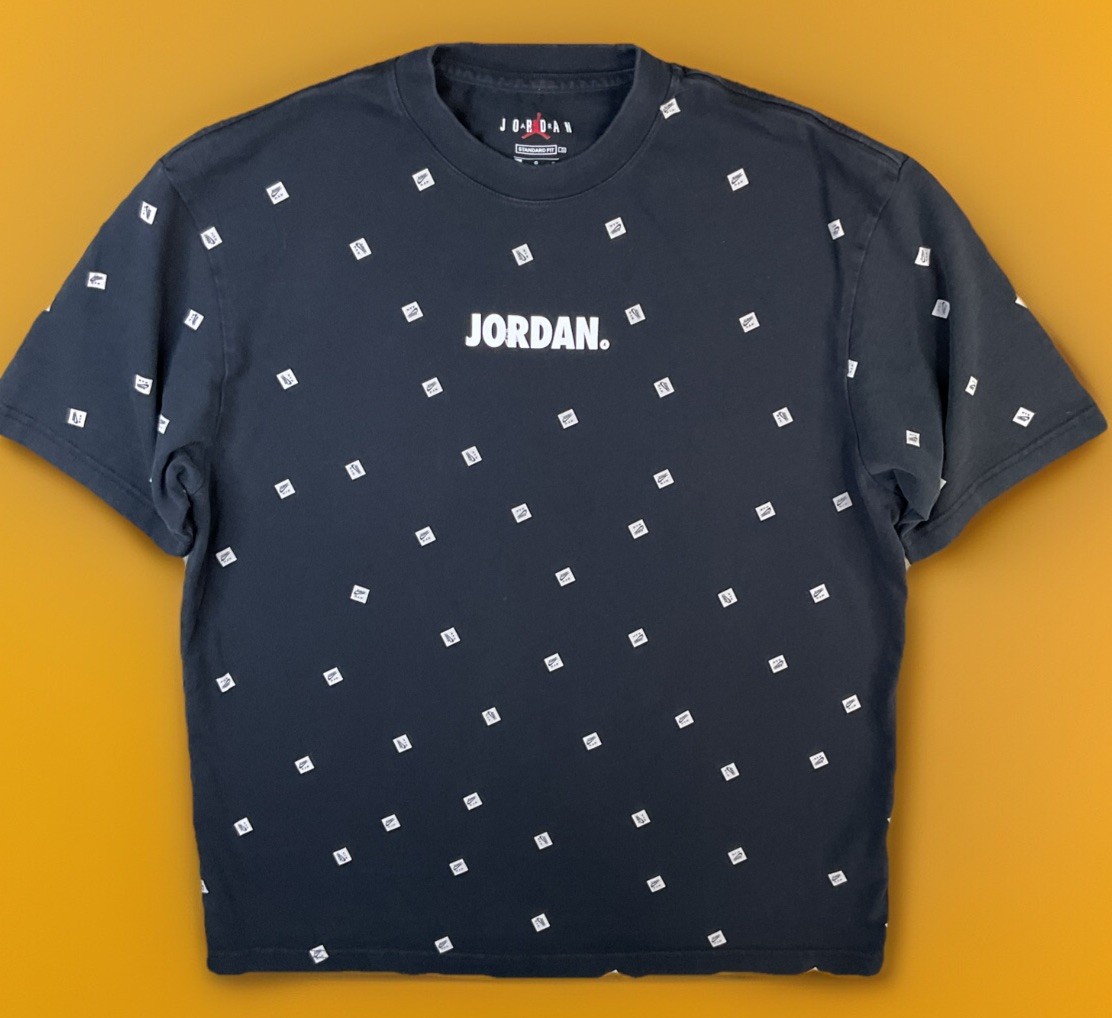 Nike Air Jordan T-Shirt Men Sz L AOP Graphic Tee Short Sleeve Crew Sportswear gallery
