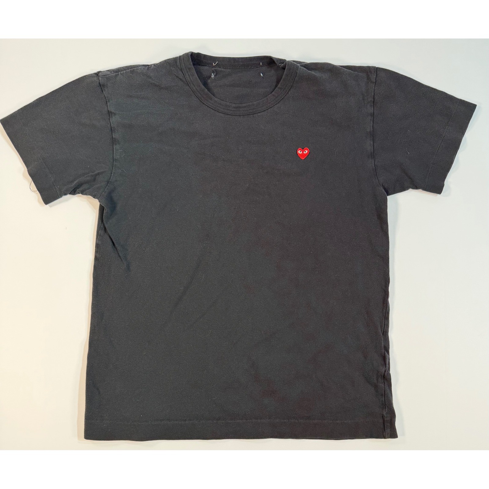 Comme des Garcons PLAY Heart Logo T-Shirt Black Cotton Made in Japan AZ-T200