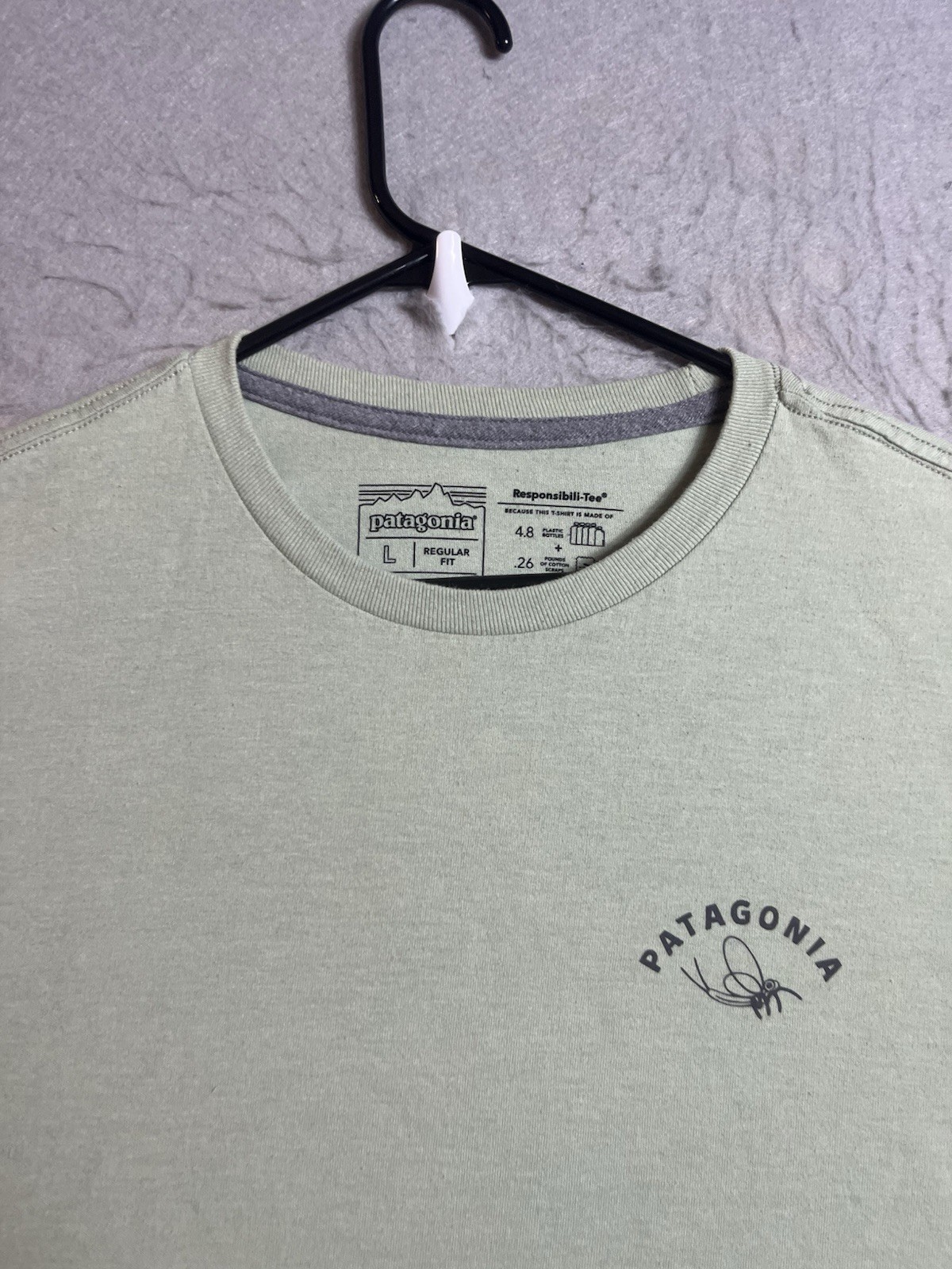Patagonia Responsibili Tee Mens L Keep Fish Wet Graphic Tee Green gallery