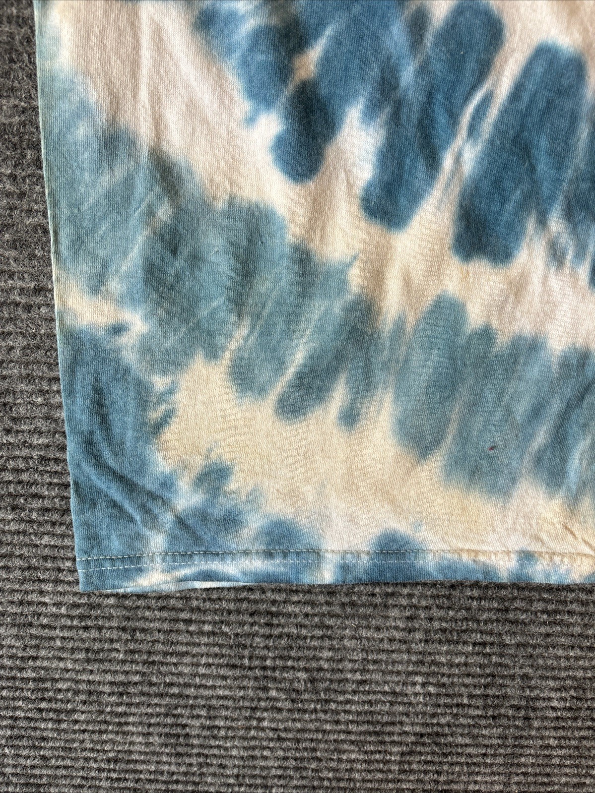 Vintage Betty Boop Glitter And Glamour Girl Blue & White Tie Dye Shirt XL 2002 gallery