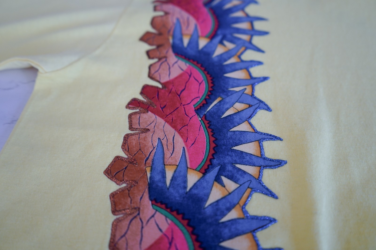 Vtg 90s Hanes Glitter Iron On Aztec Sun Graphic Tee L Single Stitch Southwest gallery