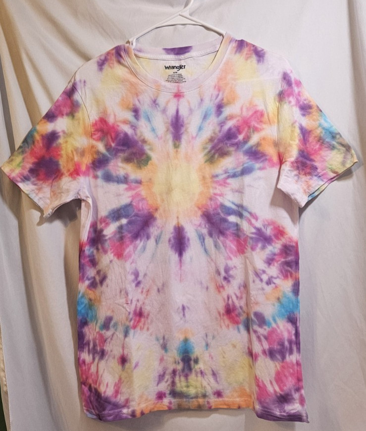 Handmade Kaleidoscope Tie Dye Shirt Size M Men's Wrangler Cotton Short Sleeve gallery