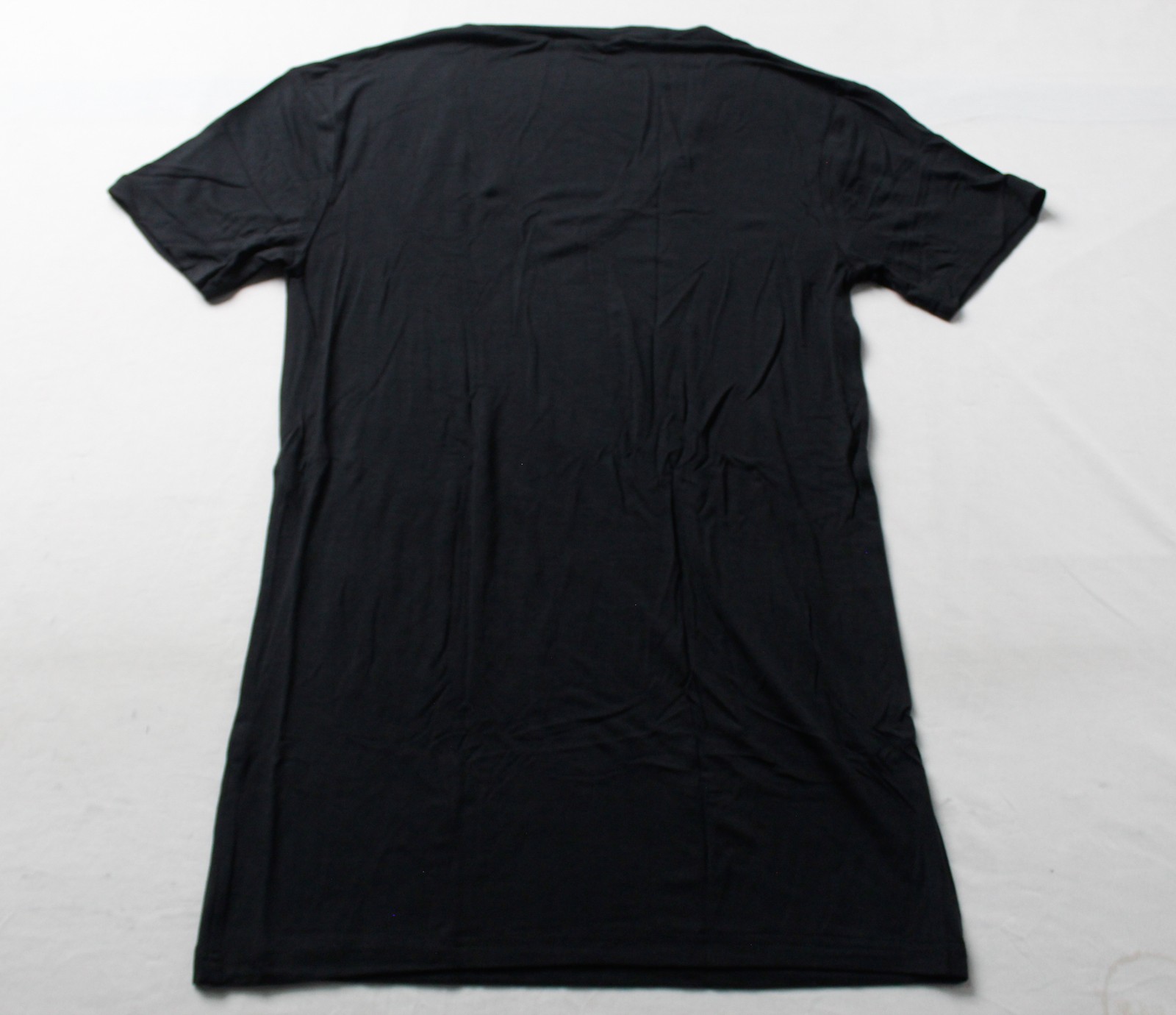 Underfit Men's Soft Anti-Odor V-Neck Undershirt DH3 Black Large NWT gallery