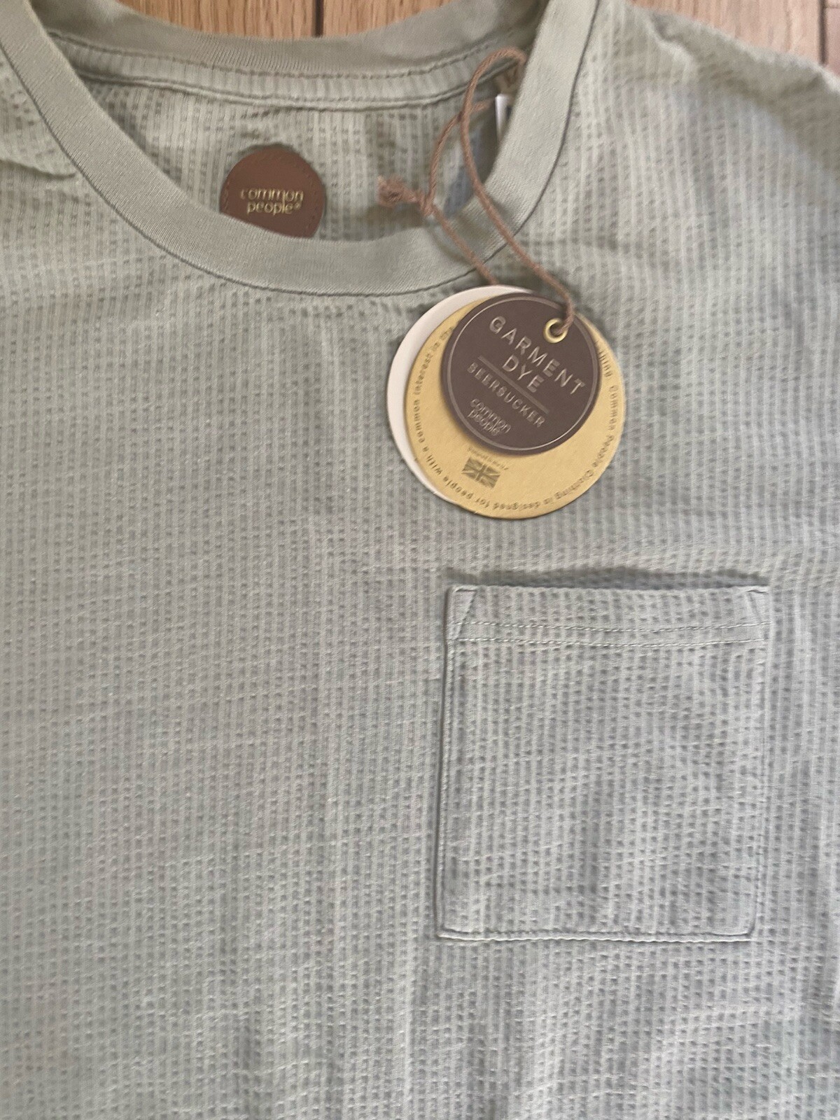 Common People men’s Medium T-shirt short sleeve seersucker gallery