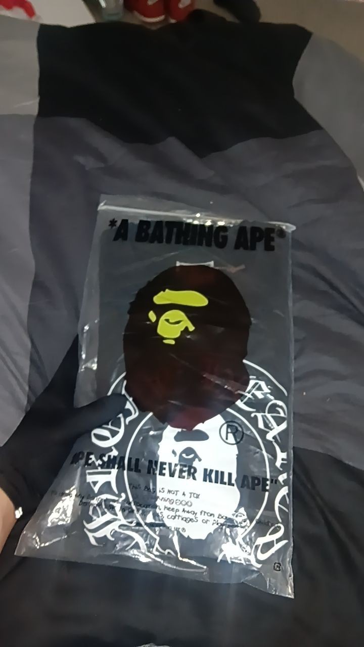 A Bathing Ape BAPE Men's Graphic Logo T-Shirt Black Cotton Size M Regular gallery