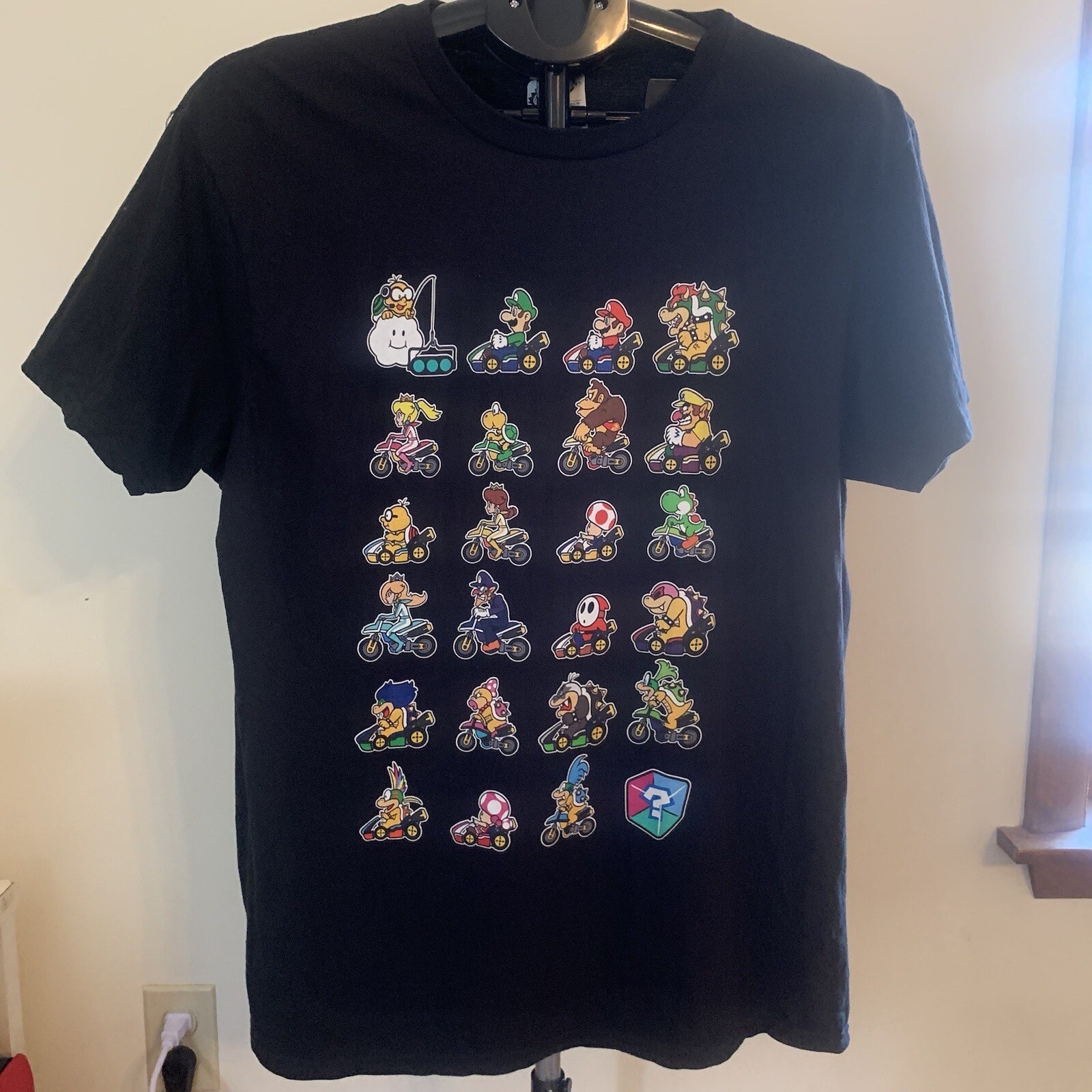 Mario Kart T Shirt Men’s Size Large Delta Official Nintendo Licensed Product gallery