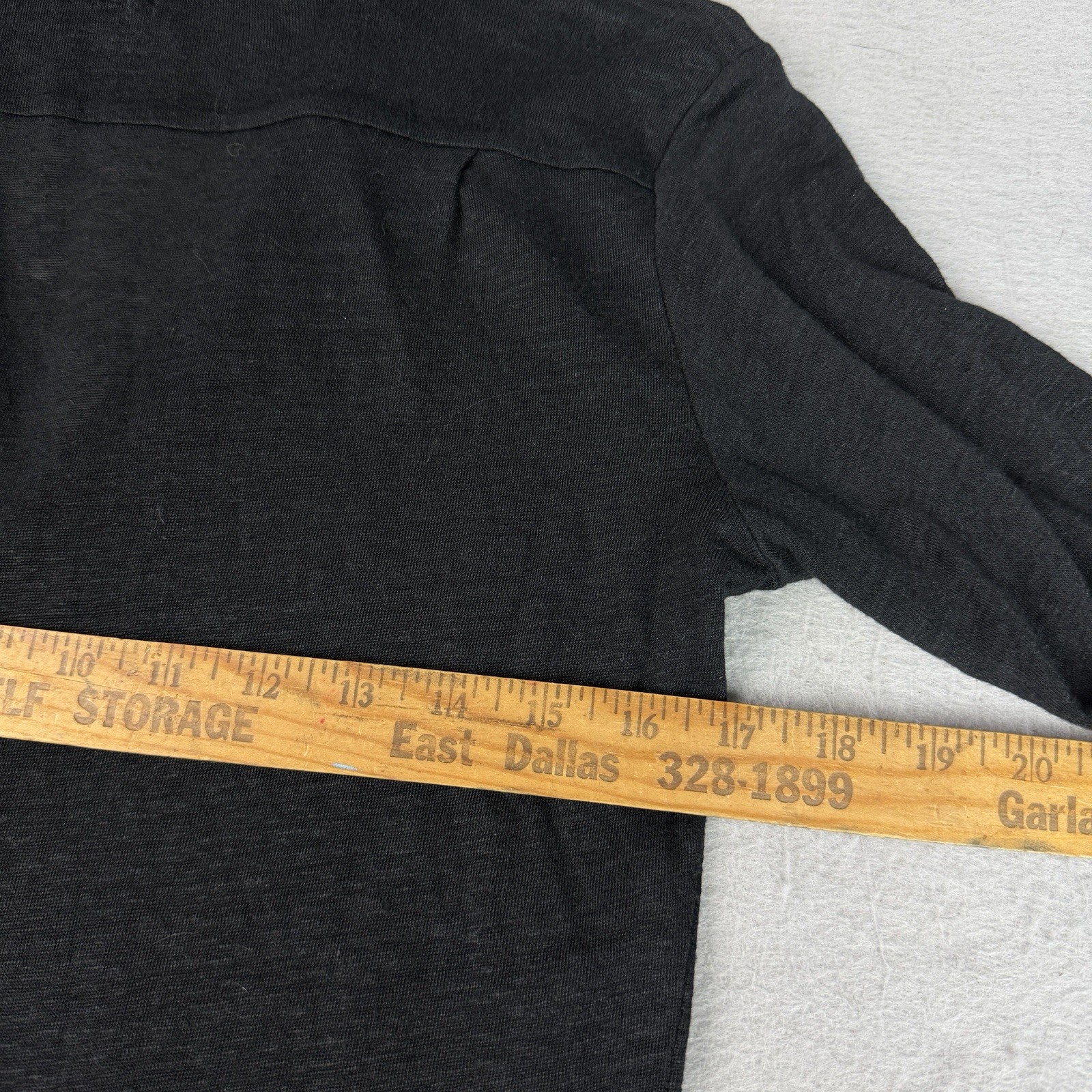 NM Luxury Essentials Linen Top Tee Popover Men XS/S V Neck Cuffed Semi Sheer gallery