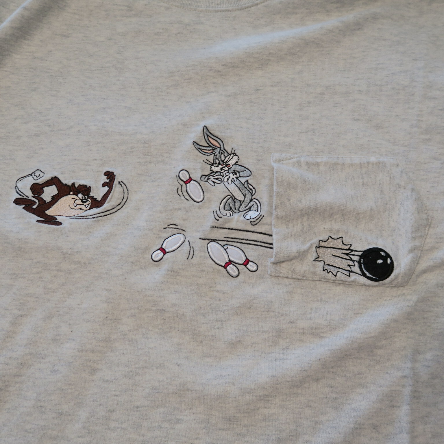 RARE VTG WB Bowling League Shirt TAZ LOONEY TUNES EMBROIDERED ICEBERG Large L gallery