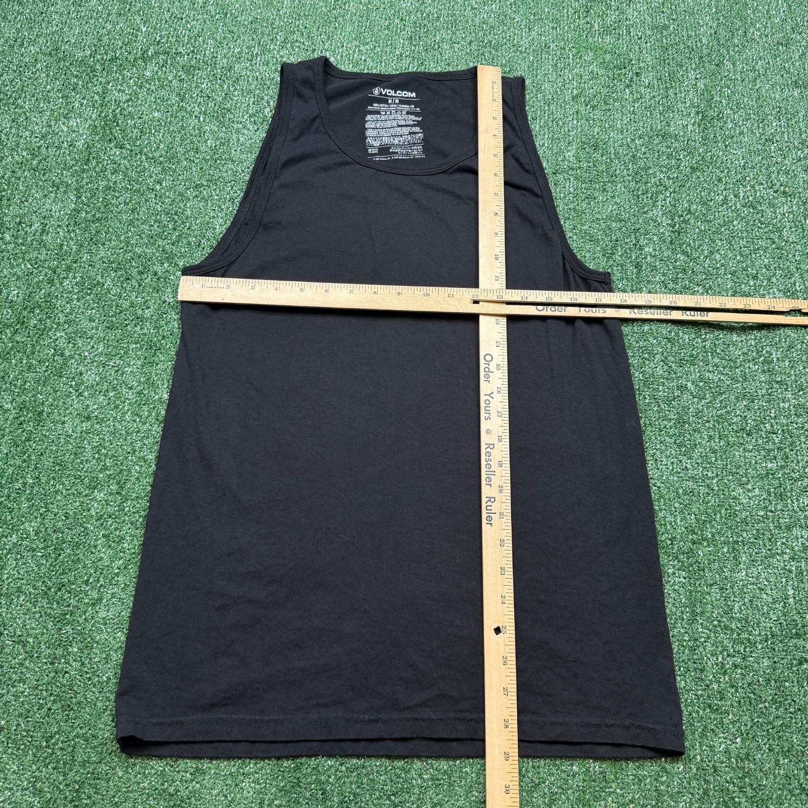 VOLCOM Tank Top Shirt Mens Size M Black Sleeveless Outdoor Surfing Beach Tee gallery