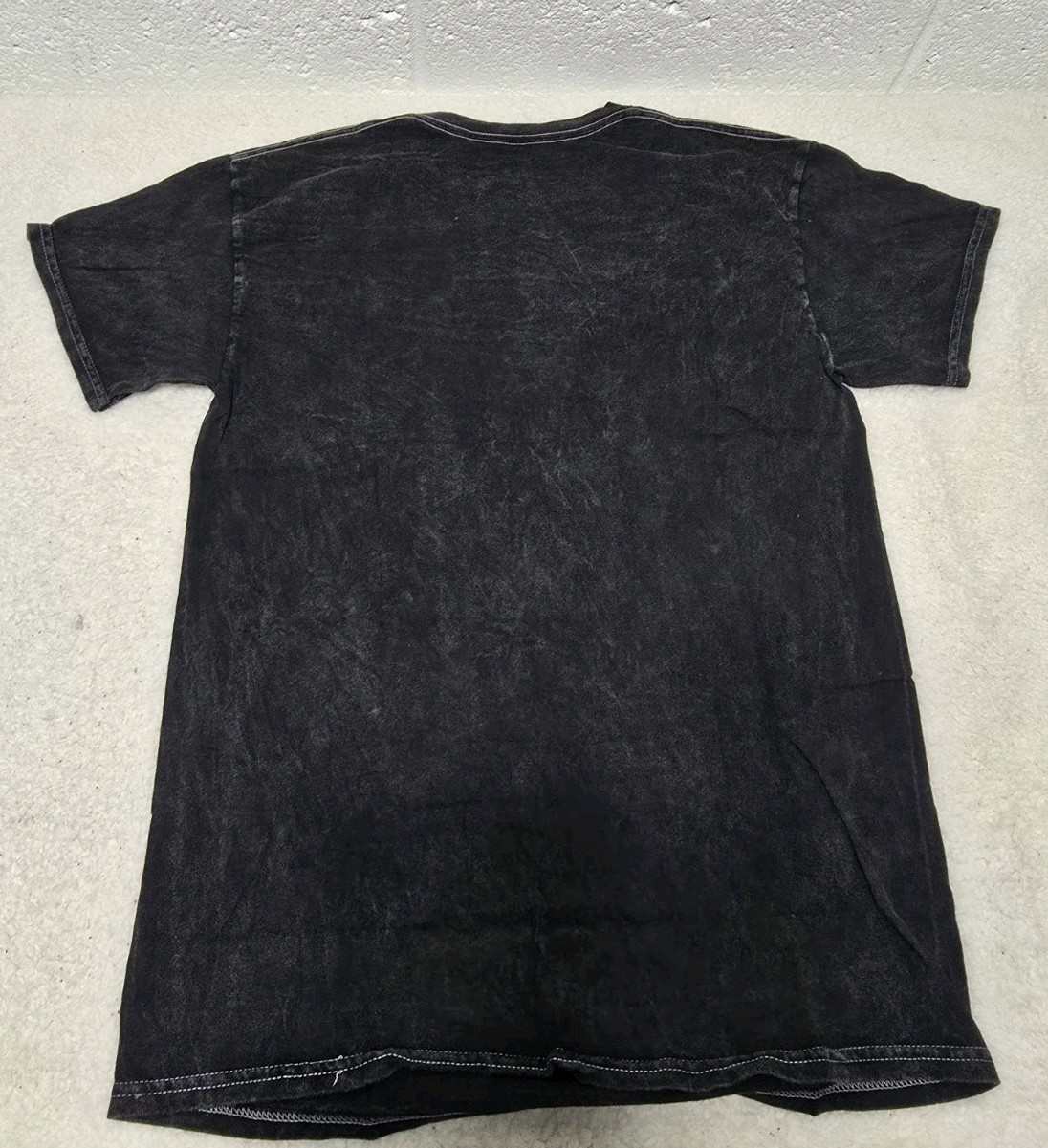 Frank Frazetta Conan Axe Graphic T-Shirt $29.99 Retail Men's Size Large (FRAZ) gallery