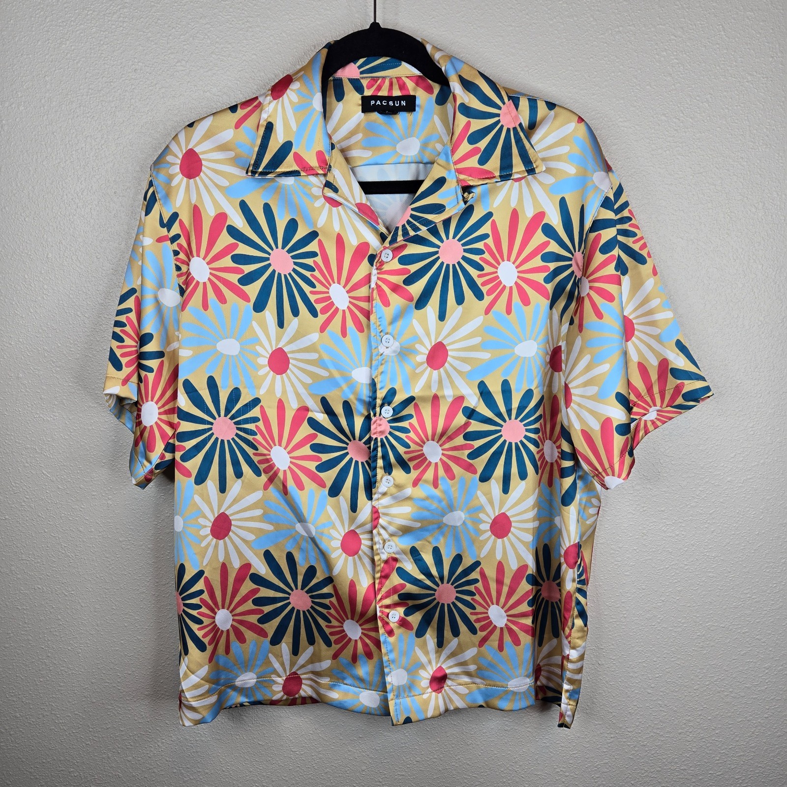 Pacsun Cropped Daisy Satin Camp Shirt Men's Size Small Floral 70s Aesthetic gallery