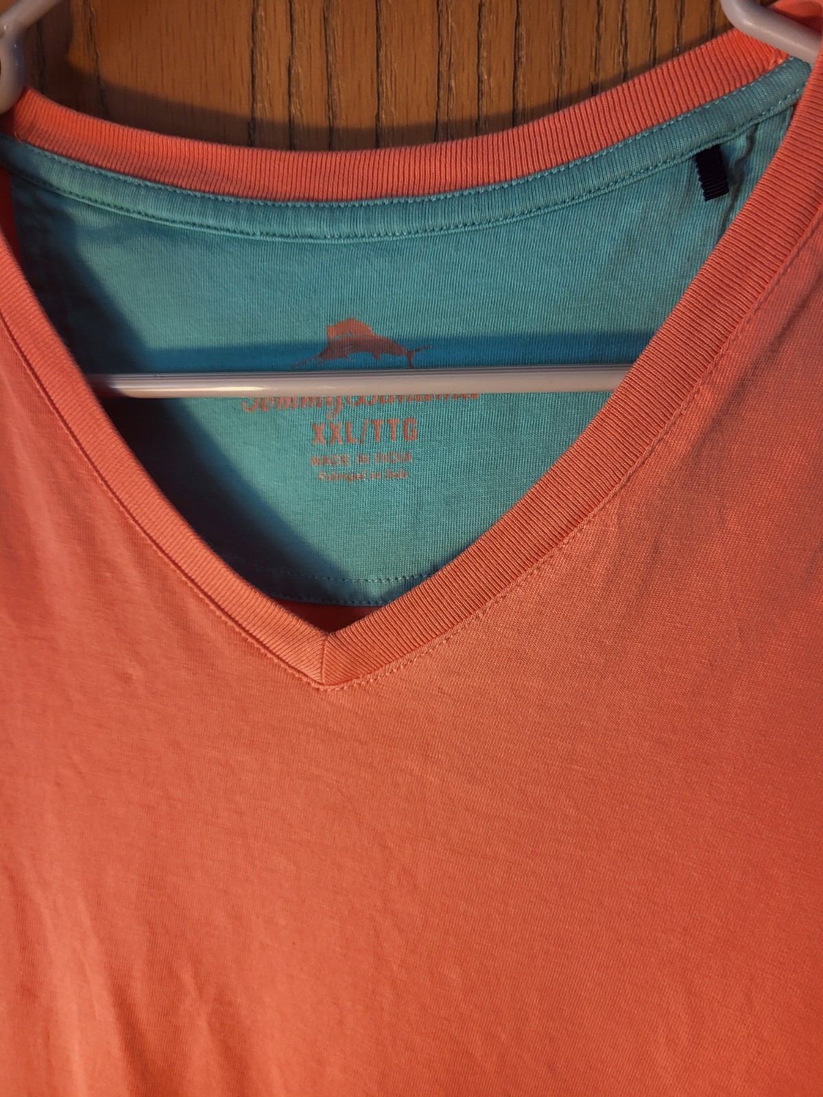 Tommy Bahama Mens XXL Relax V-Neck T-Shirt 100% Supima Cotton Casual Top VG Con gallery