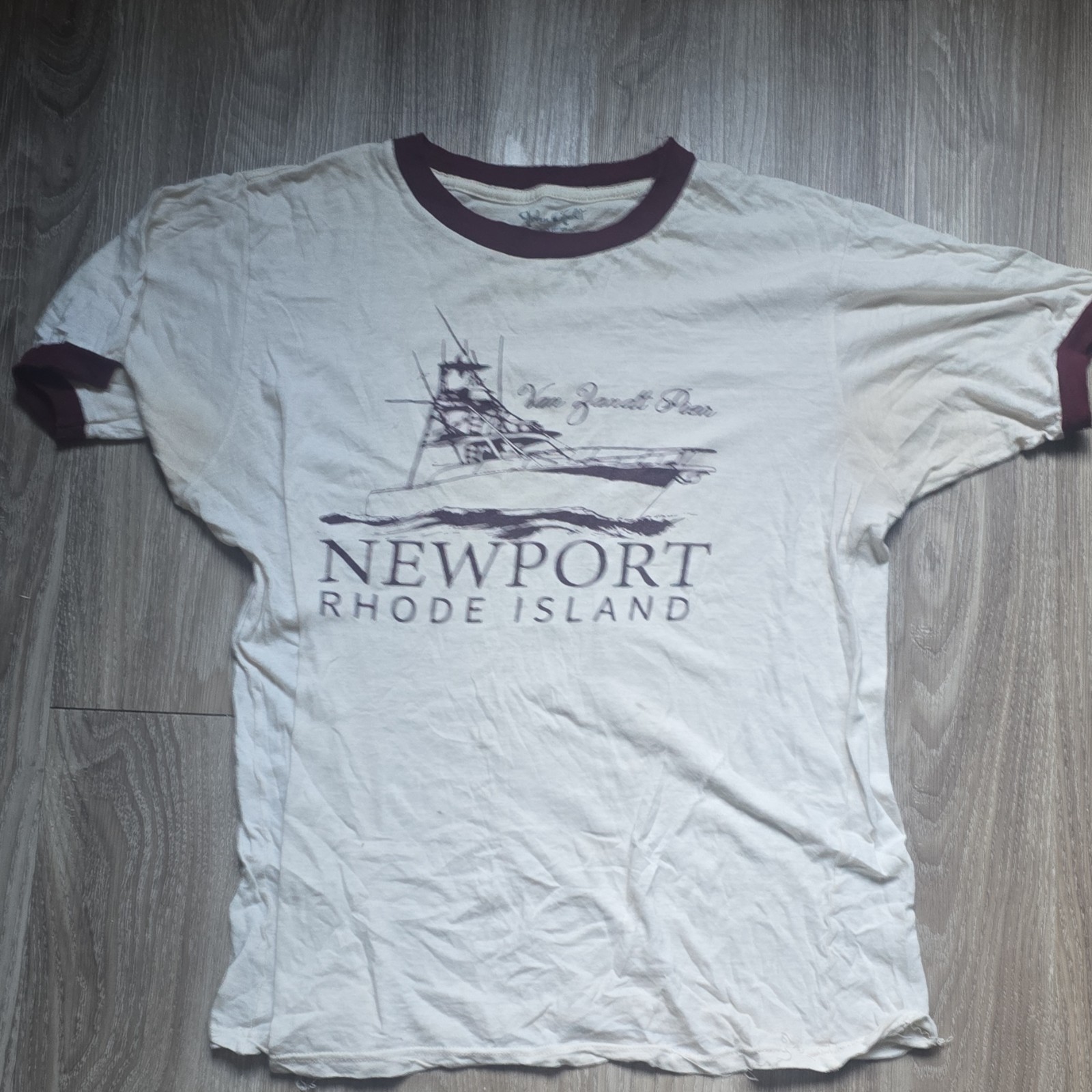 John Galt Newport Rhode Island Graphic Ringer T-Shirt S/M Cotton White/Burgundy gallery