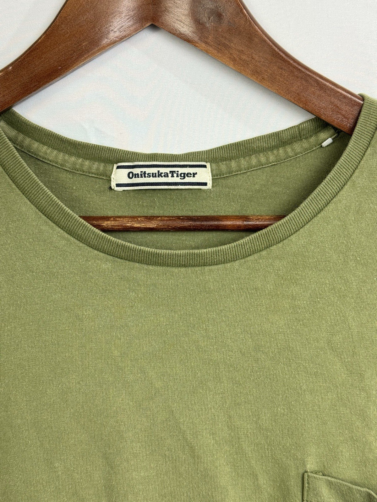 Onitsuka Tiger T Shirt Leather Strap Front Pocket Tee Green US S / M Japan XL gallery