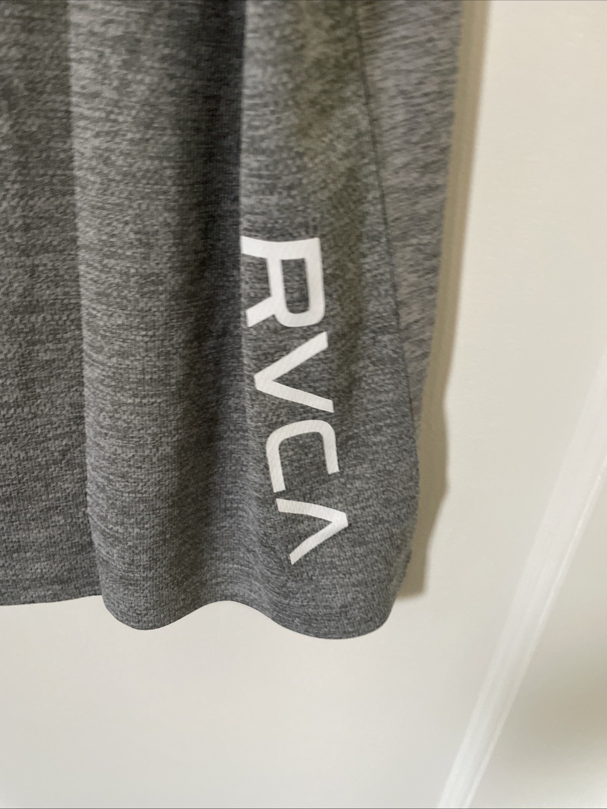 New RVCA Sport Active Tank Top Gym Running Street Style Men's Shirt Size XXL gallery
