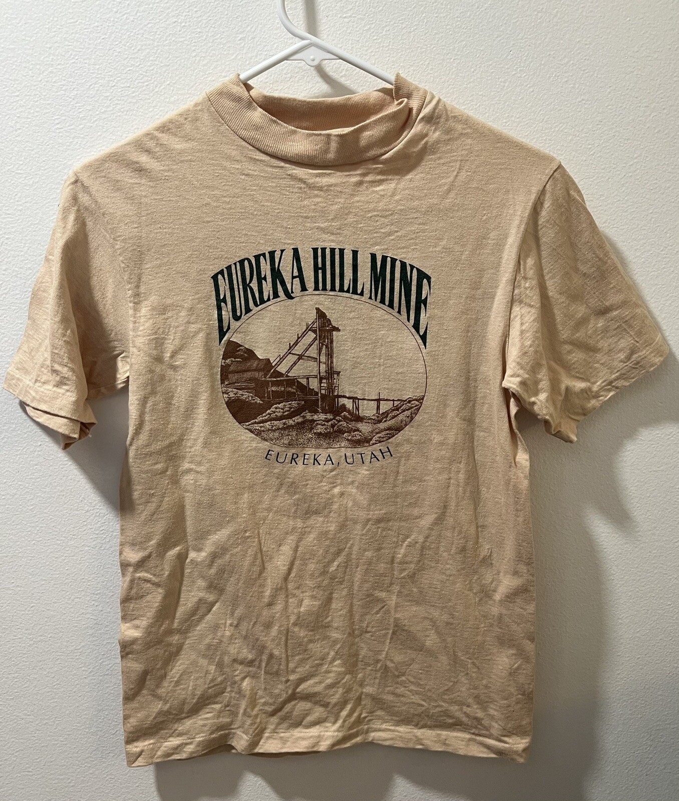 Vintage Eureka Utah T-Shirt Size 34-36 Cotton Made in USA Tan Tintic Historical gallery