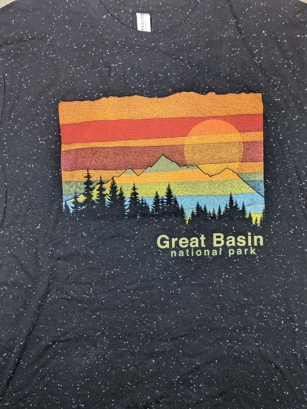Great Basin National Park Nevada T-Shirt Size L Stars Speckled Black gallery