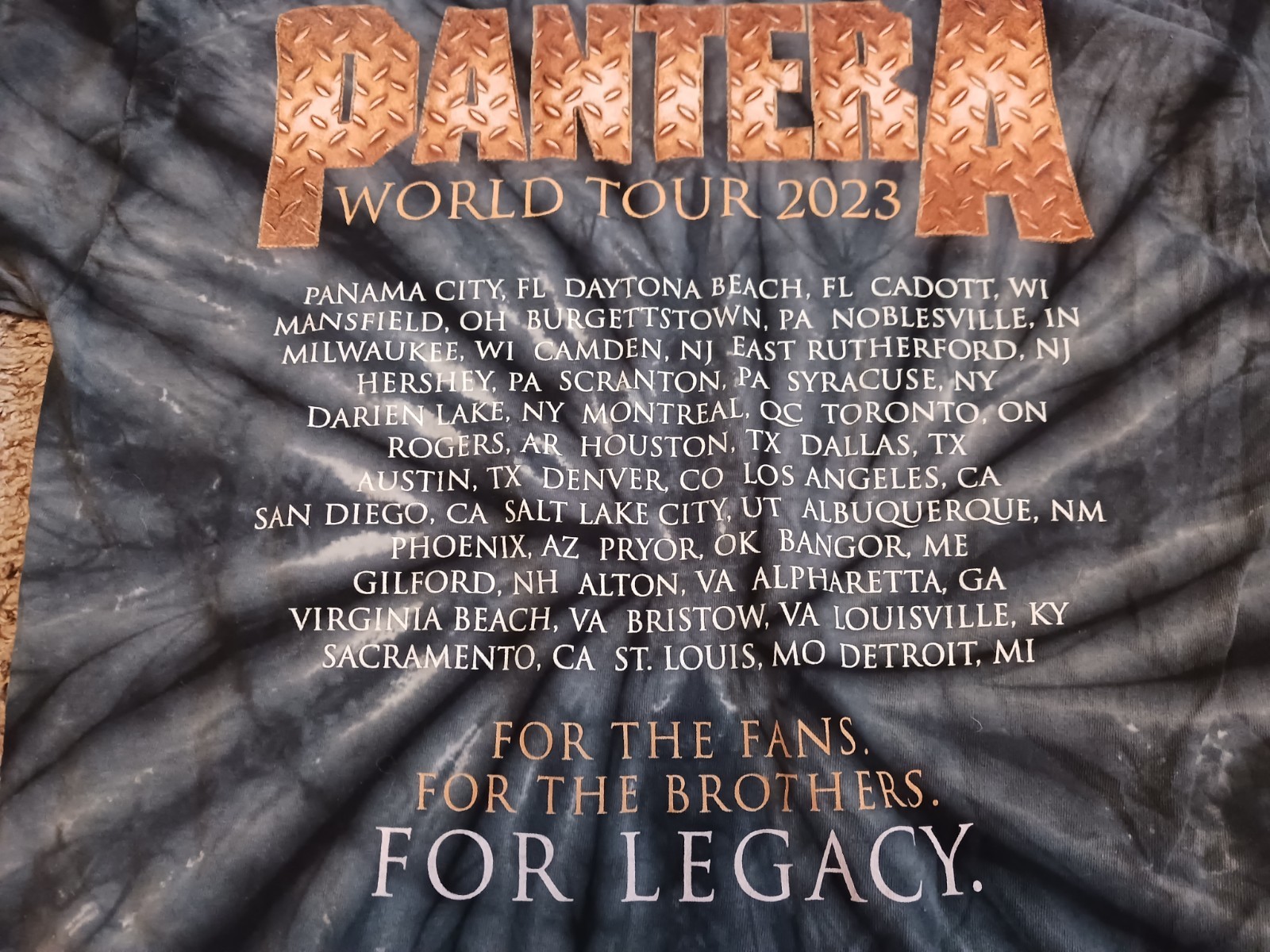 Pantera Cowboys From Hell World Tour T-Shirt Size Large 2023 Gray Tie Dye gallery