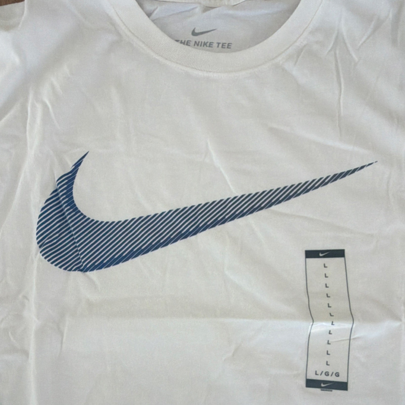 Nike Dri-FIT Men's White T-Shirt L gallery