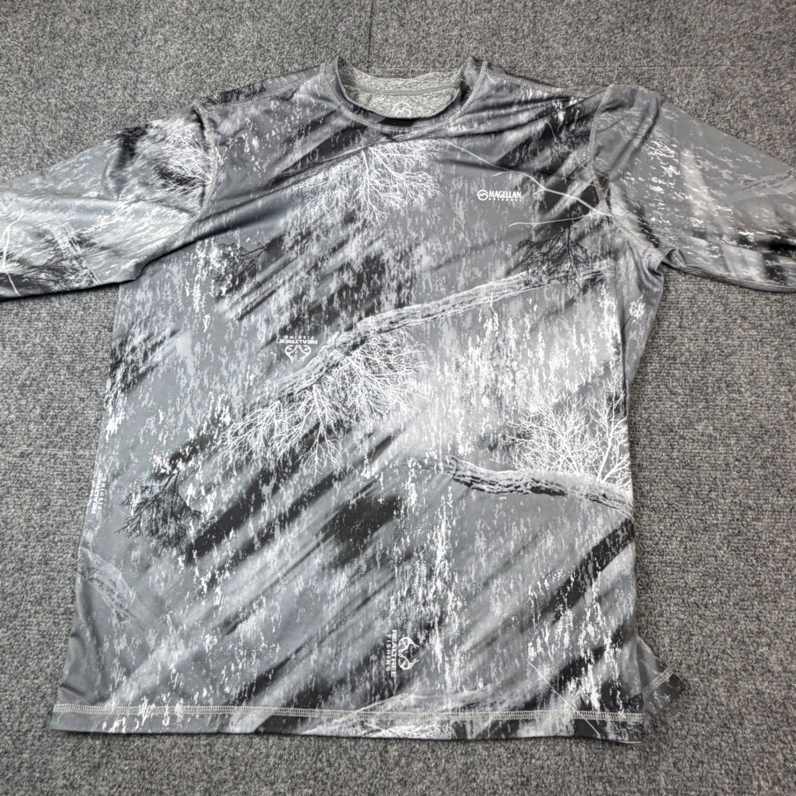Magellan Outdoors Realtree Gray Camo Mens Size XL Long Sleeve Fishing Shirt gallery