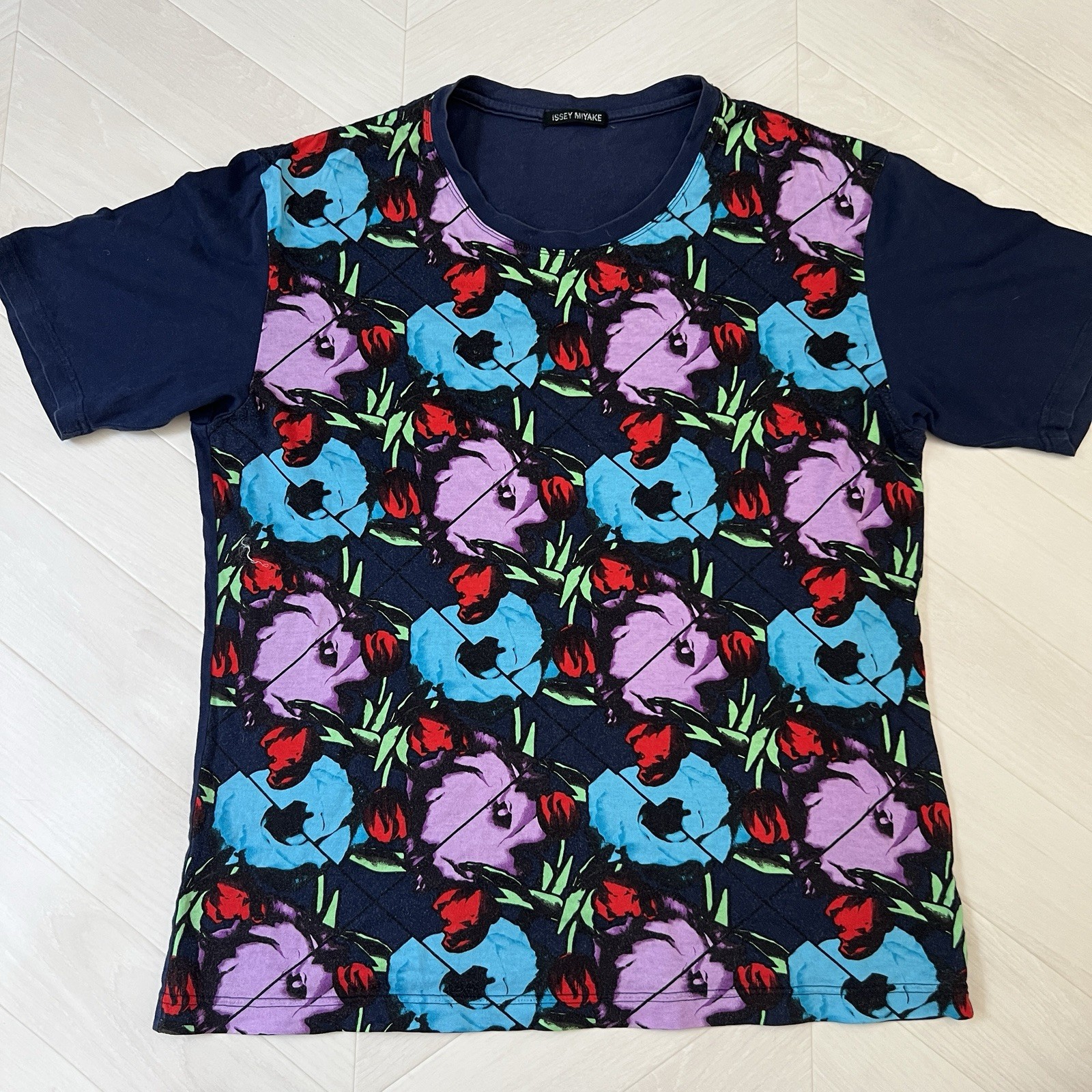 ISSEY MIYAKE T-shirt Painted Print Size 4 Good Condition gallery