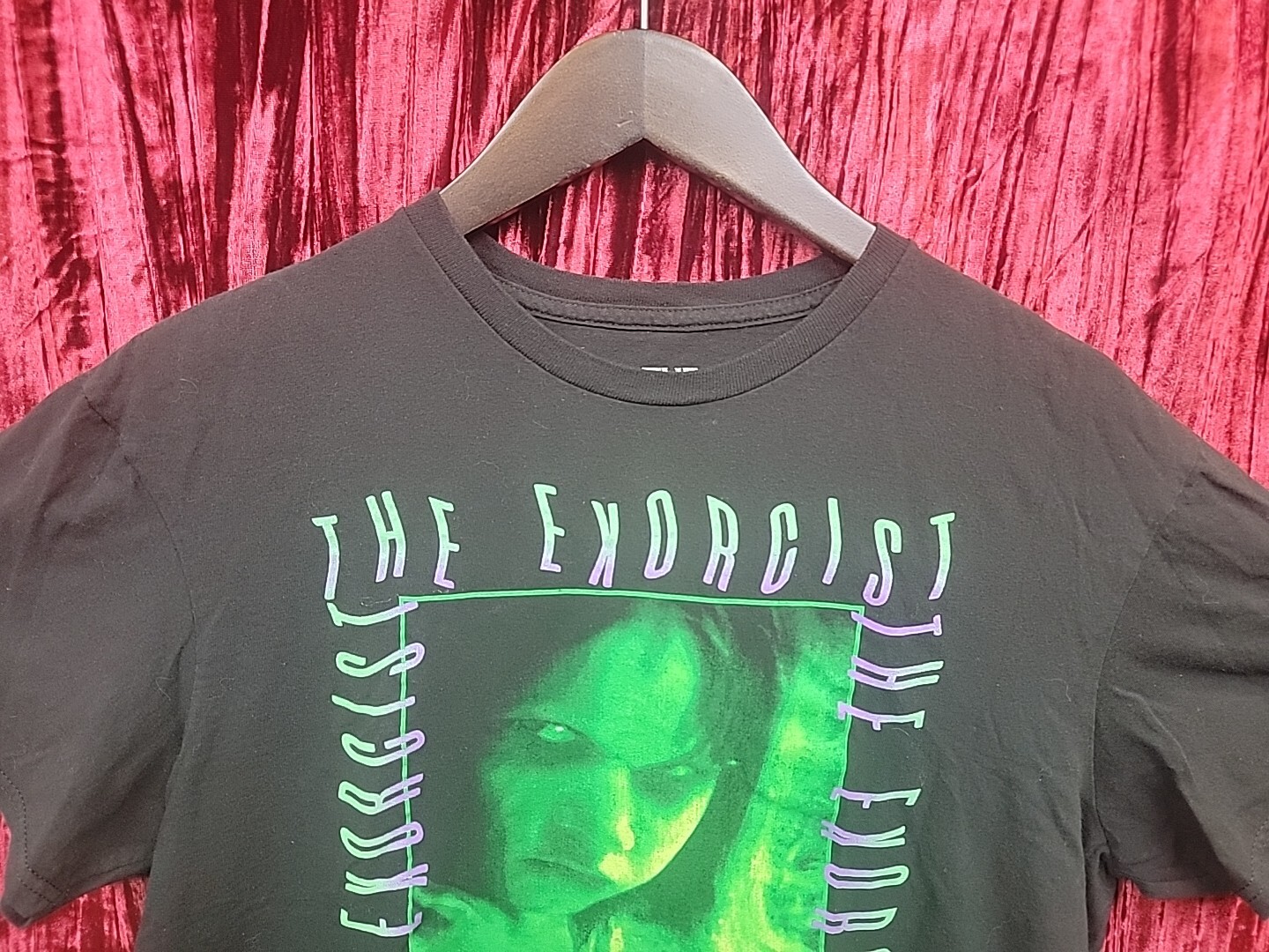 The Exorcist Regan Classic Horror Movie Tee Shirt Large T HORROR SCARY gallery