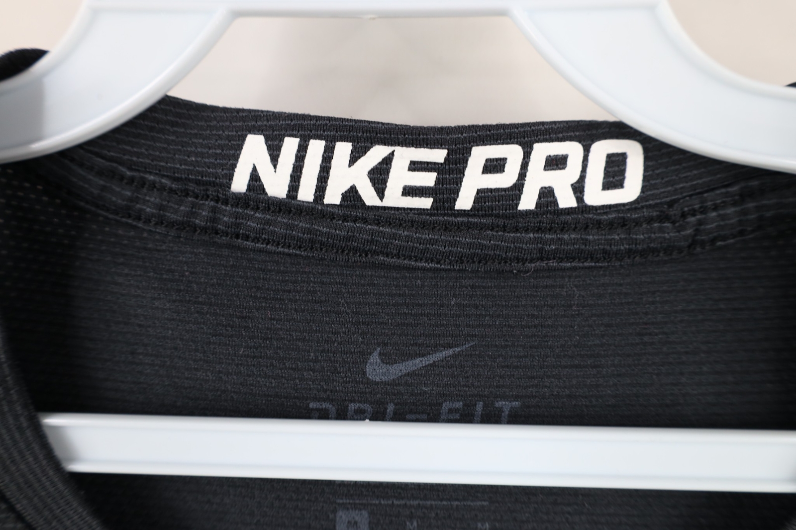 Nike Pro Mens Medium Fitted Striped Knit Running Jogging Gym Training T-Shirt gallery