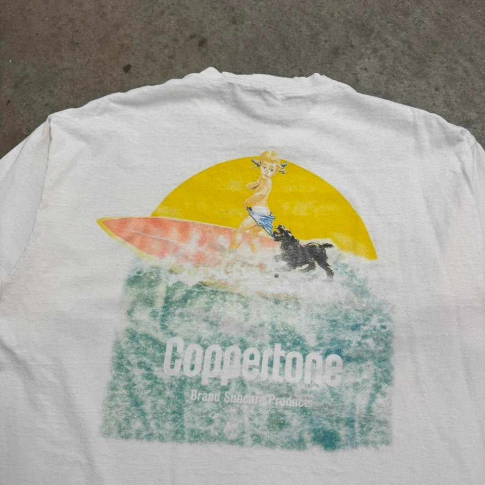 Vintage 90s Coppertone Sunscreen T-shirt Beach Surf Surfing White Mens XL gallery