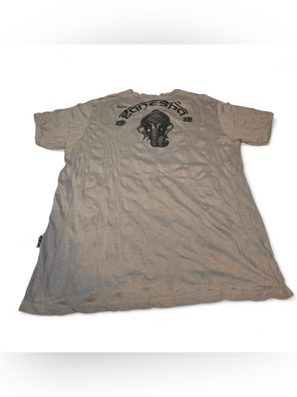 Sure designs Elephant Graphic Tee in Taupe and Black gallery