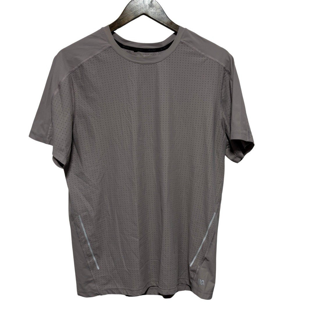 VRST Shirt Mens M Purple Performance Lightweight Breathable Stretch Gym Active gallery