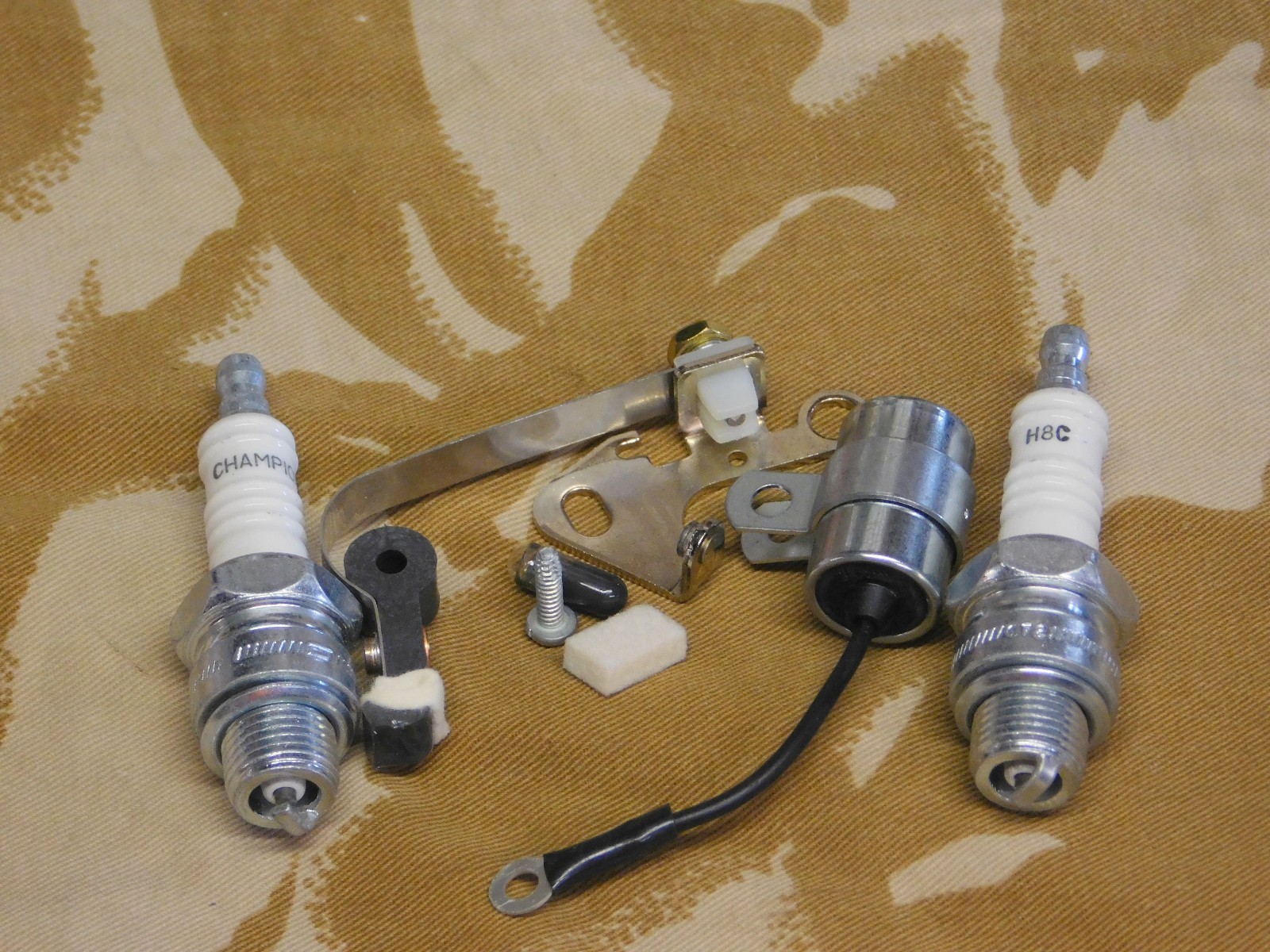Sportster XLCH Magneto Tune Up Kit With Champion H8C Plugs. 58 – 69