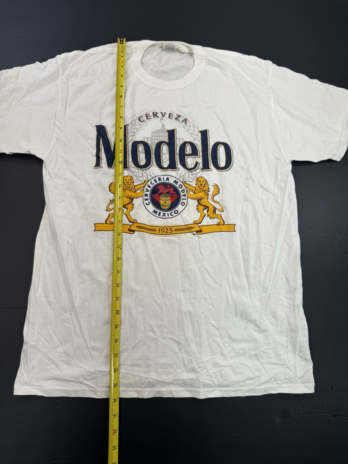 Modelo Mexican Beer T-Shirt Men’s Sz Large White Graphic Print BRAND NEW NEW