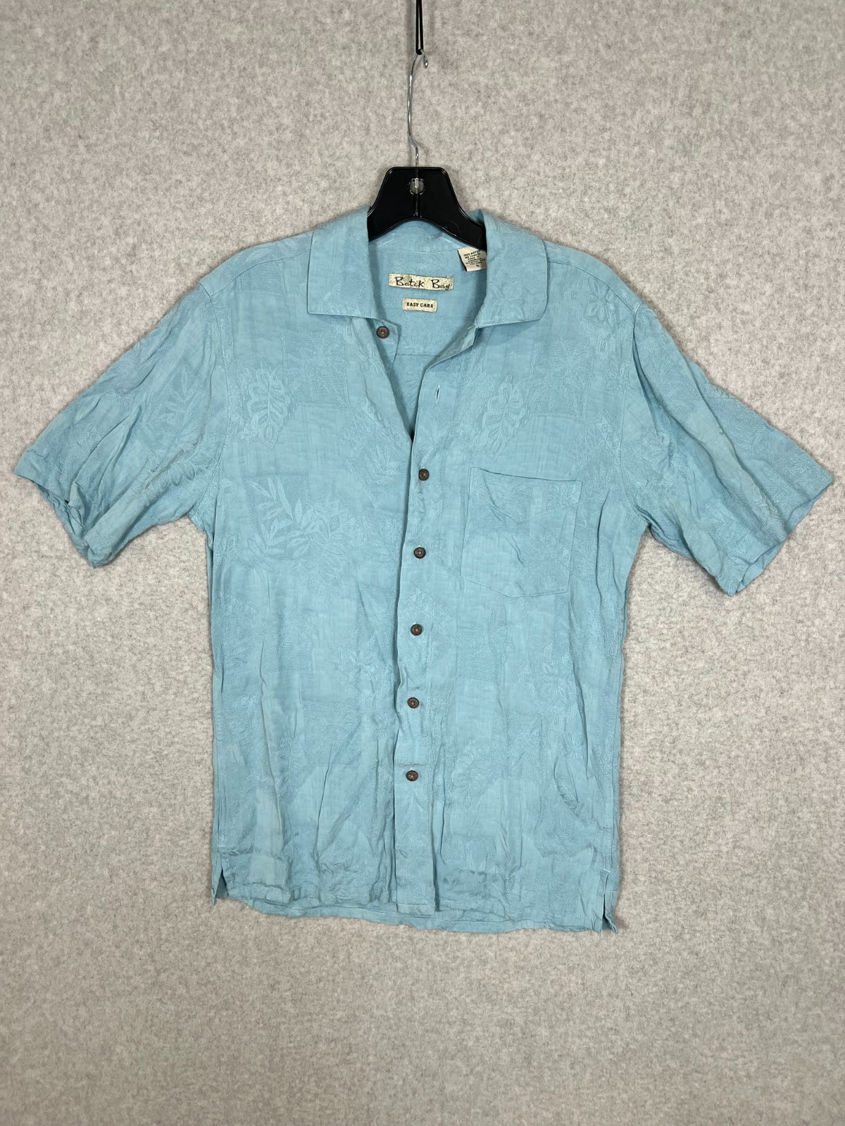 Men's Batik Bay Easy Care Blue Short Sleeve Button Down Shirt Size Small gallery