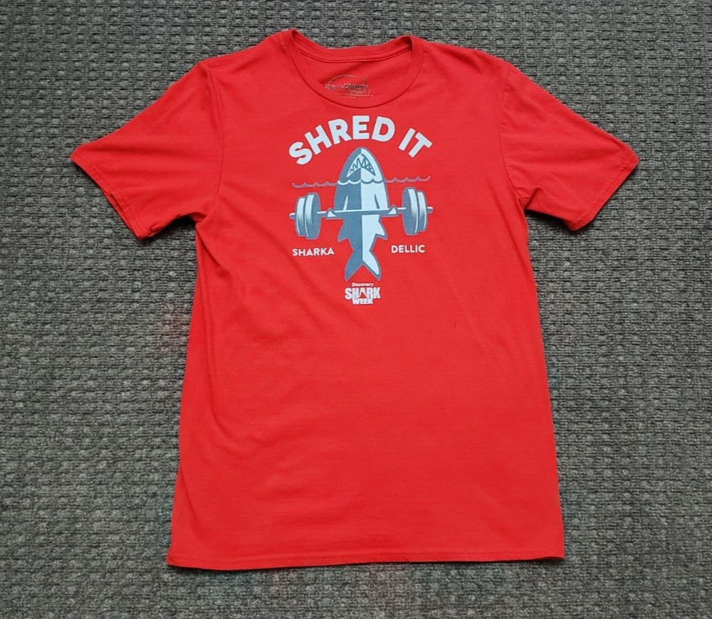 Discovery Channel Store Men’s Medium Red T Shirt Shark Week Weightlifting
