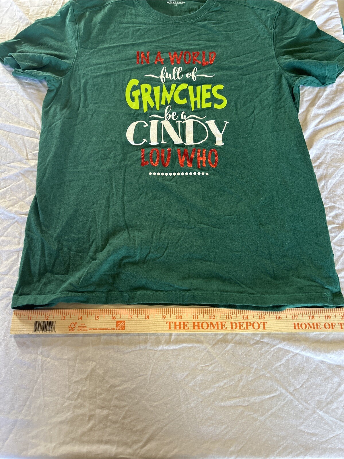 Hering Men's Tshirt Super Cotton Sz. Small In A World Of Grinches Be A Cindy Lou gallery